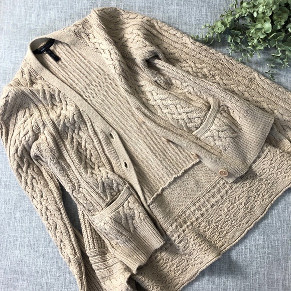 BCBGMaxAzria Sweaters - BCBG maxazria cardigan